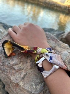 Bracelet with square ornament