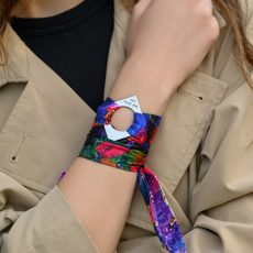 Bracelet with square ornament